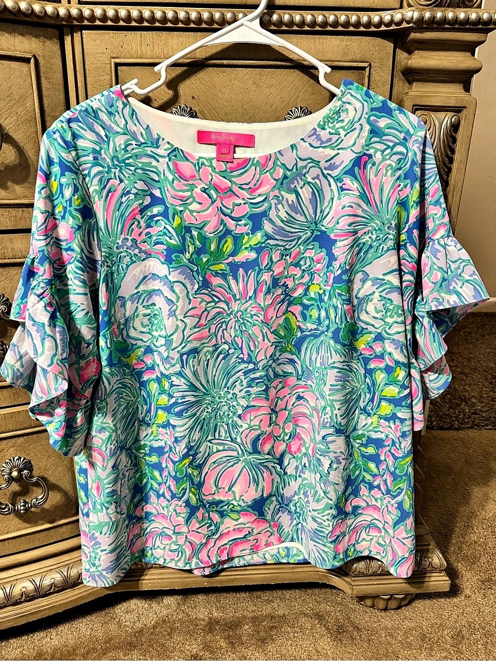 Lilly Pulitzer Floral Ruffle Sleeve Top in Blue & Pink Like New
